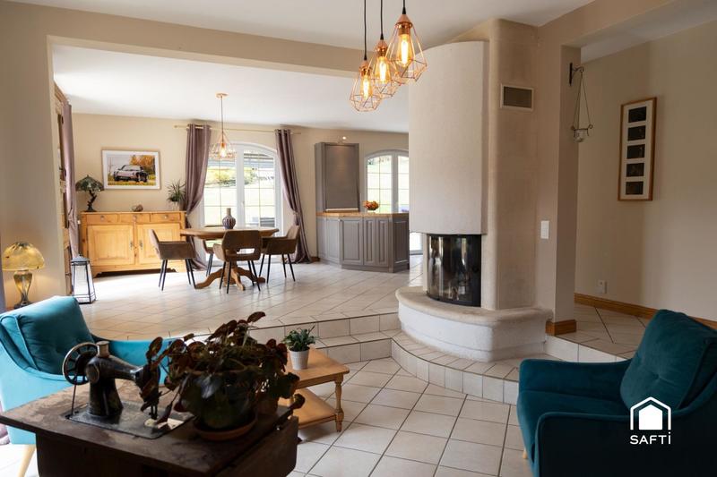 Maison - 186 m² - 6 pièces