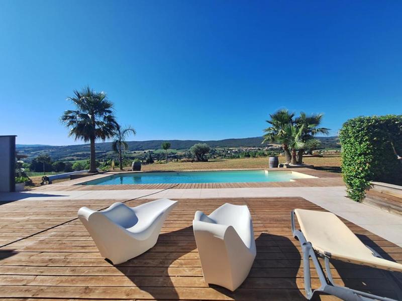 Maison - 200 m² - 5 pièces