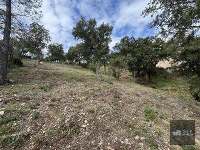 Terrain constructible - 2 070 m²