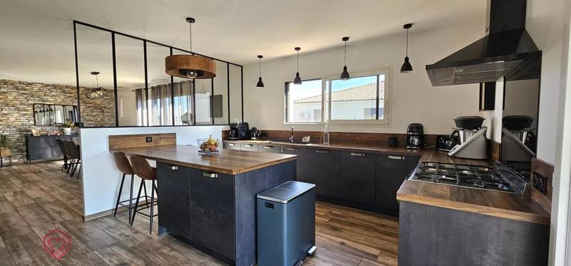 Maison - 130 m² - 5 pièces