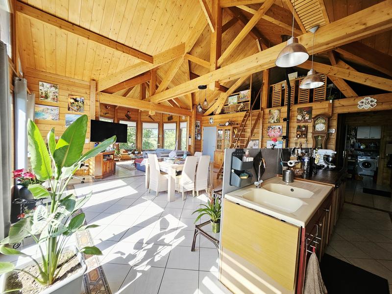 Châlet - 134 m² - 5 pièces