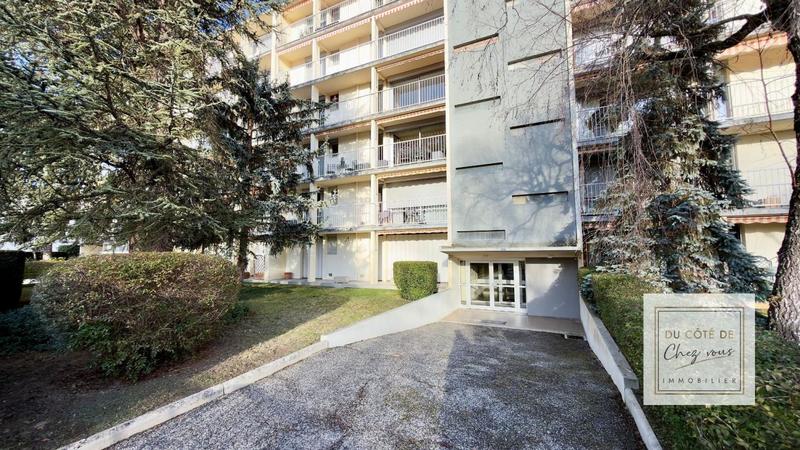 Appartement - 62 m² - 2 pièces