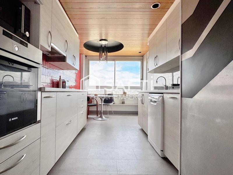 Appartement - 213 m² - 7 pièces