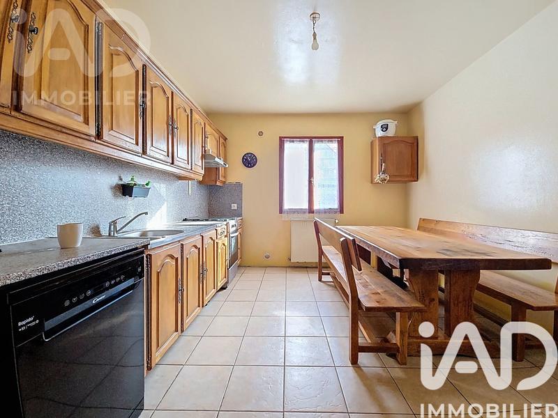 Maison - 189 m² - 9 pièces