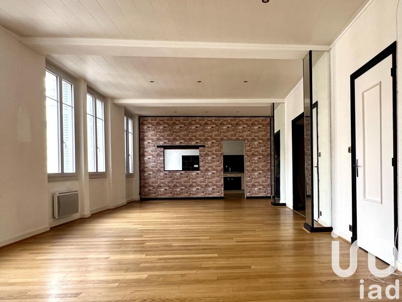 Appartement - 201 m² - 6 pièces