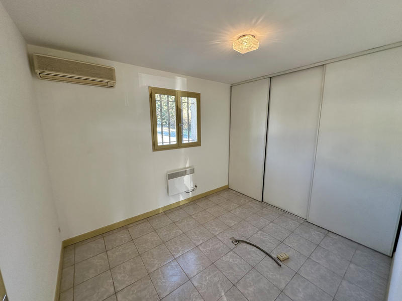 Local commercial - 113 m²