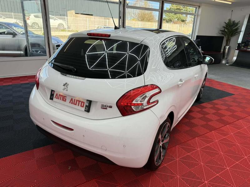 Peugeot 208 1.6 E-HDi s&amp;S 92 Cv