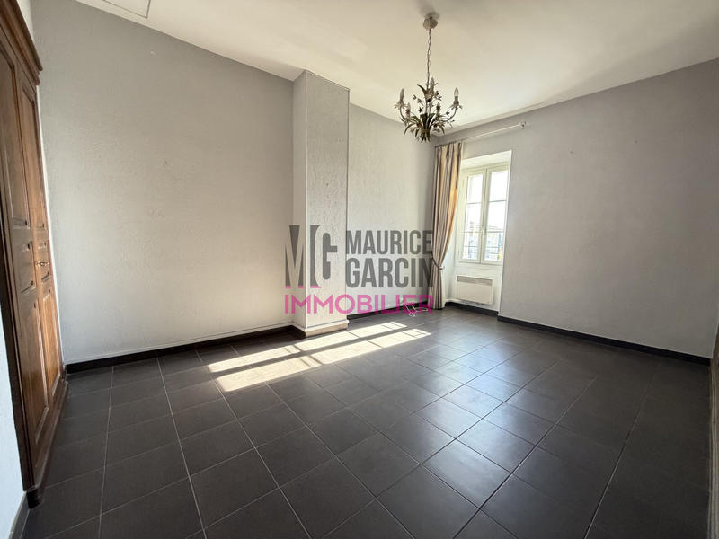 Maison - 174 m² - 7 pièces