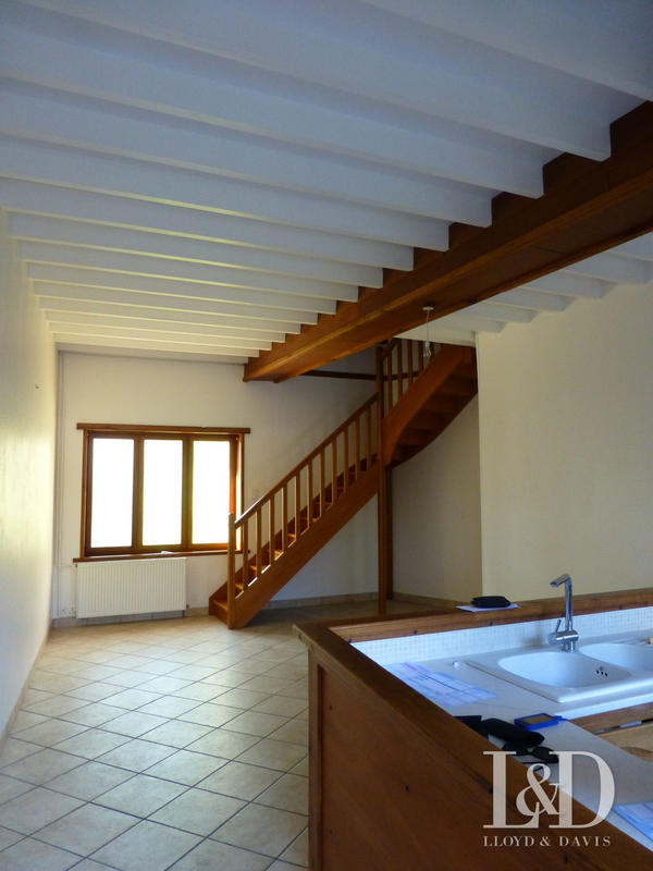 Maison - 224 m² - 9 pièces