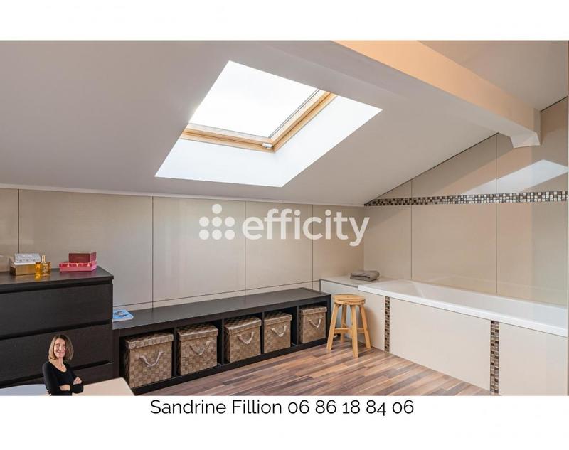 Villa - 207 m² - 7 pièces