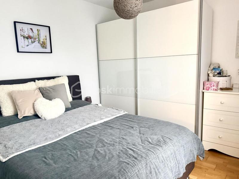 Maison traditionnelle - 80 m² - 4 pièces