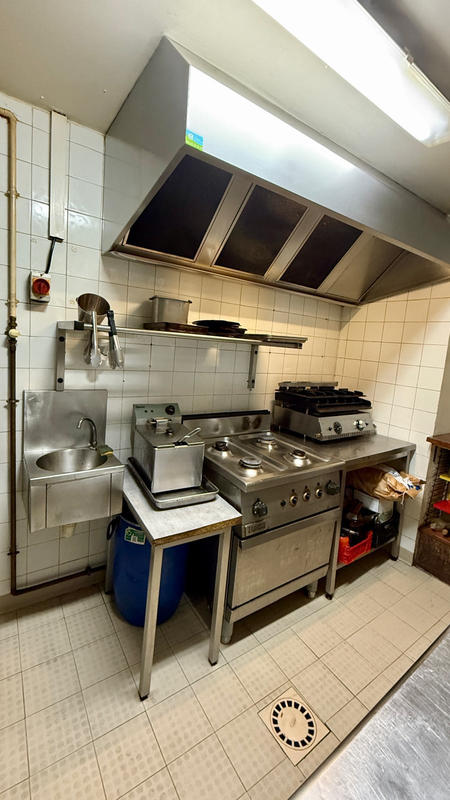 Fonds de commerce - Local commercial - 110 m²