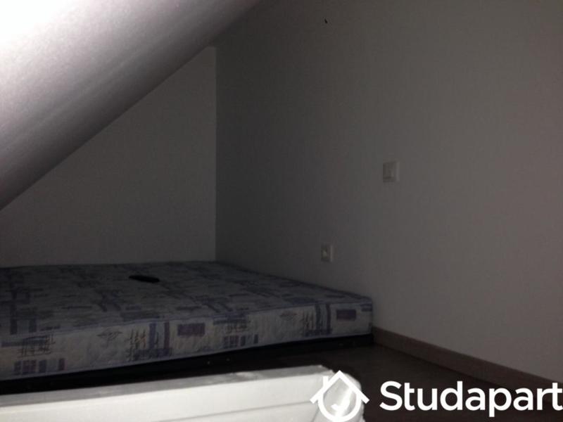 Chambre - 9 m² - 1 pièce