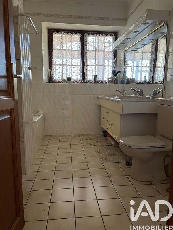 Maison - 192 m² - 6 pièces