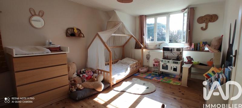 Maison - 97 m² - 5 pièces