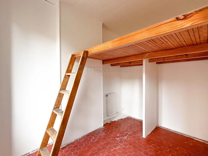 Duplex - 90 m² - 5 pièces