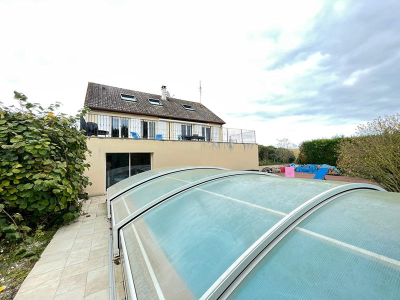 Maison - 120 m² - 8 pièces