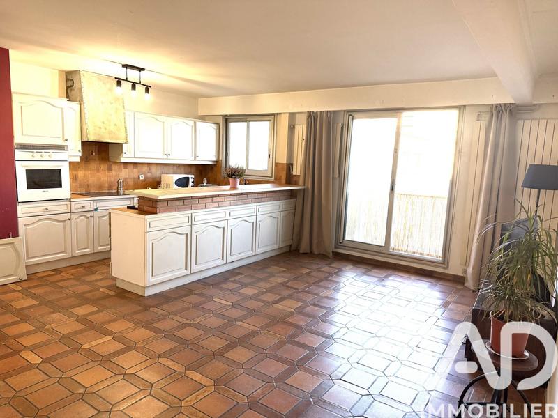 Appartement - 85 m² - 4 pièces