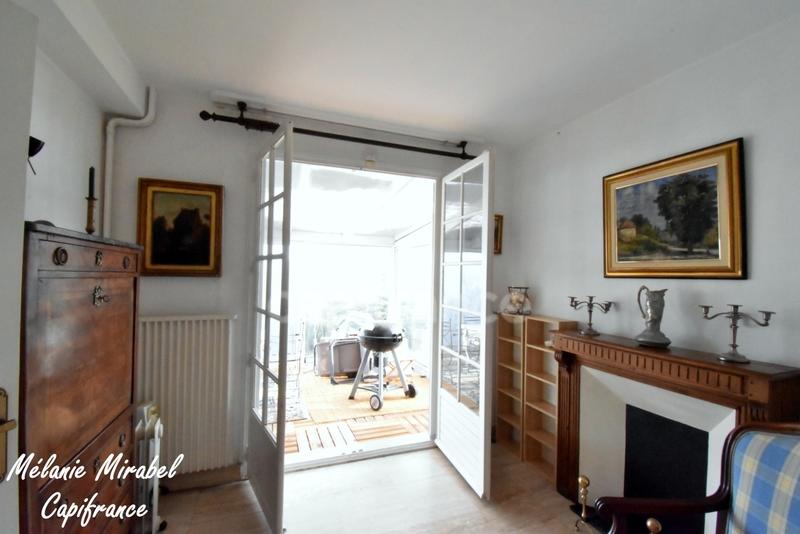 Maison - 186 m² - 10 pièces