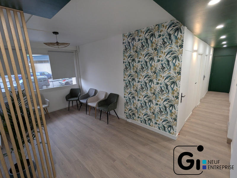 Bureau - 11 m² - 1 pièce