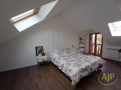 Maison - 101 m² - 5 pièces