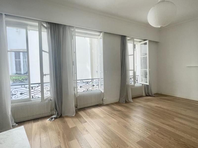 Appartement - 80 m² - 4 pièces