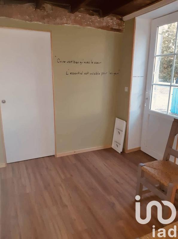 Maison - 244 m² - 9 pièces