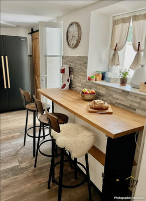 Maison ancienne - 136 m² - 6 pièces