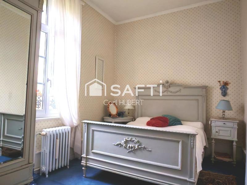 Maison de maîtres - 169 m² - 10 pièces