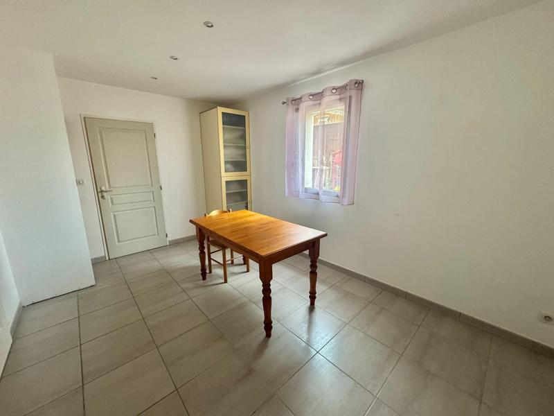 Maison - 249 m² - 11 pièces