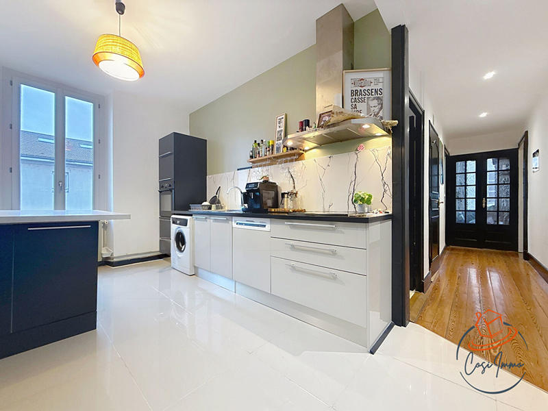 Appartement - 110 m² - 4 pièces