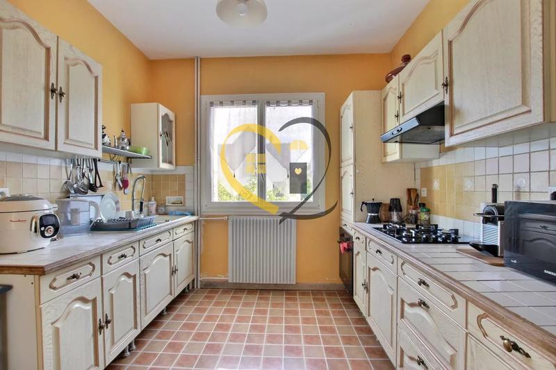 Maison - 110 m² - 5 pièces