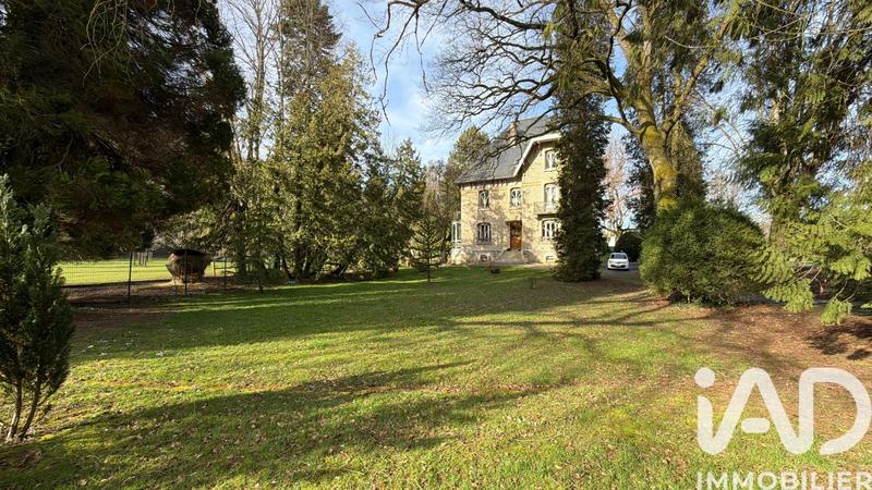 Château - 352 m² - 7 pièces