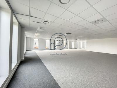 Bureau - 252 m²