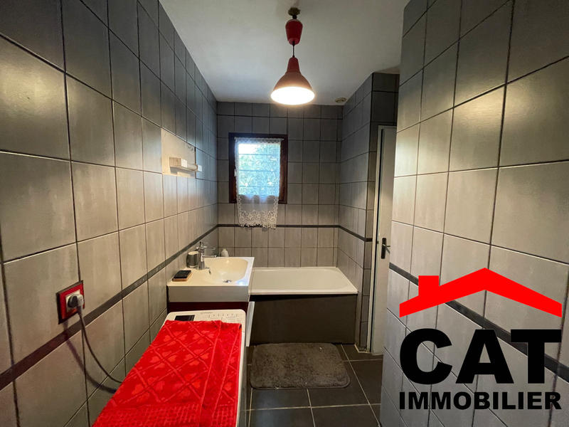 Maison traditionnelle - 133 m² - 7 pièces