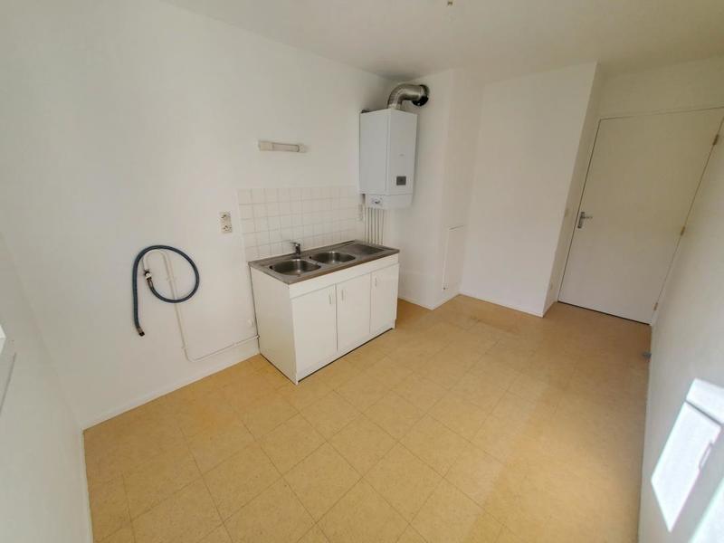 Appartement ancien - 86 m² - 4 pièces