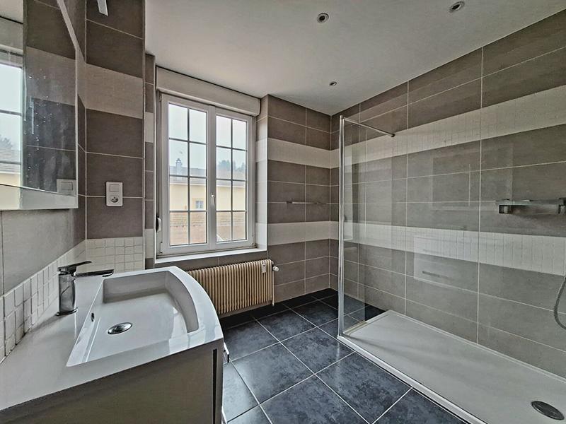 Appartement - 64 m² - 2 pièces