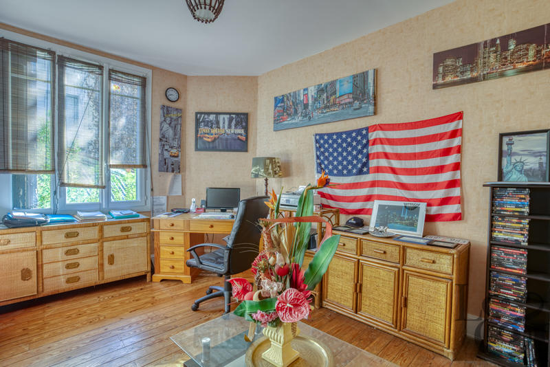 Maison - 140 m² - 6 pièces