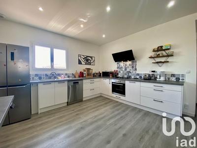 Maison - 246 m² - 6 pièces