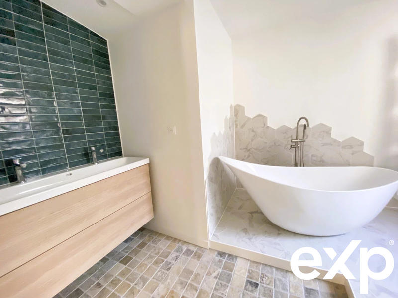 Appartement - 132 m² - 5 pièces