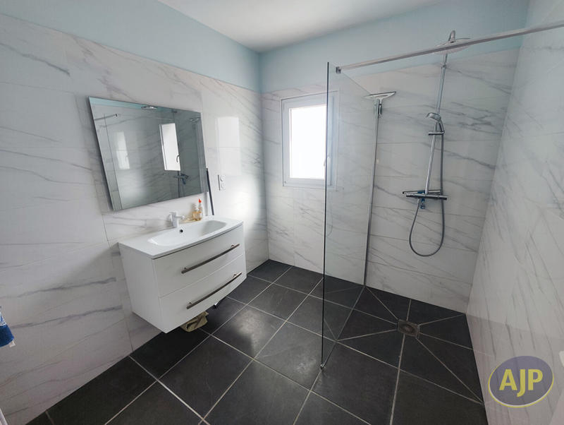 Maison - 70 m² - 3 pièces