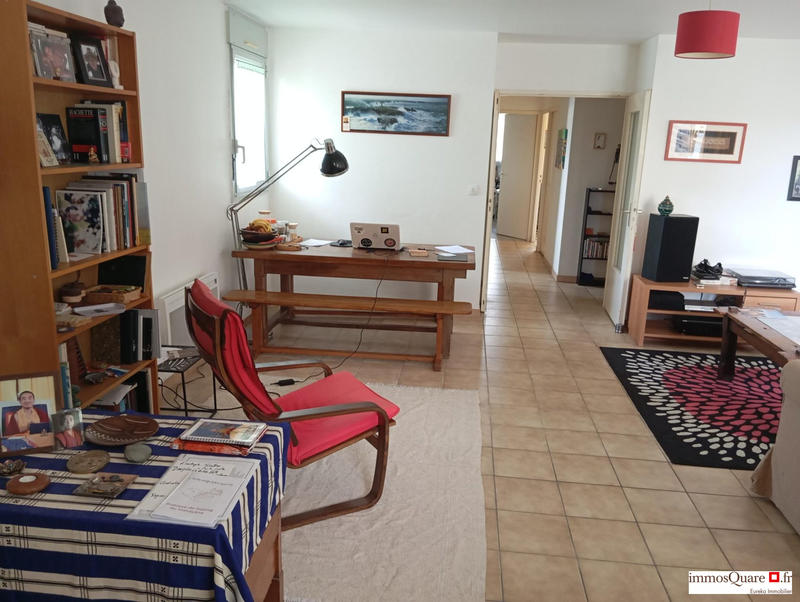 Appartement - 80 m² - 3 pièces