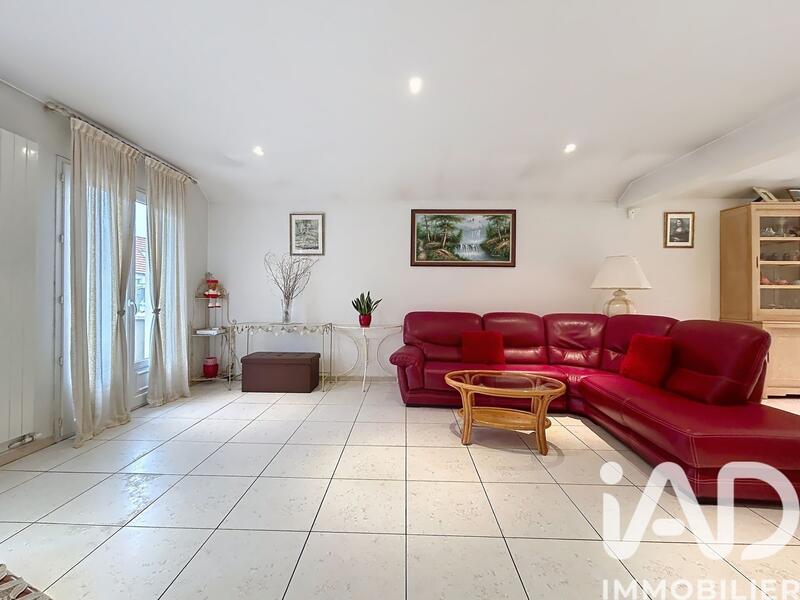 Maison - 155 m² - 6 pièces