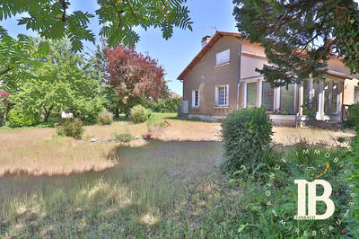 Maison ancienne - 144 m² - 7 pièces