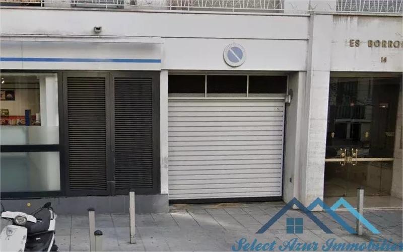 Parking / Garage - 19 m²