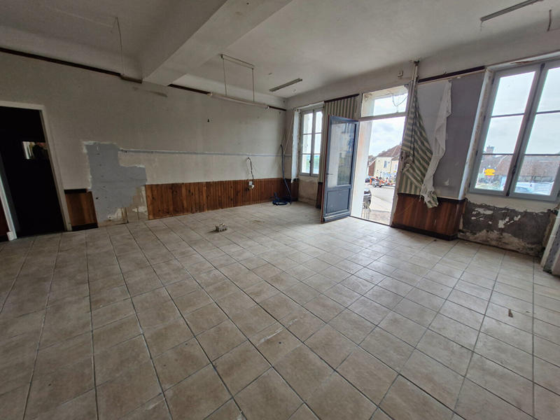 Local d'activité / Entrepôt - 100 m²