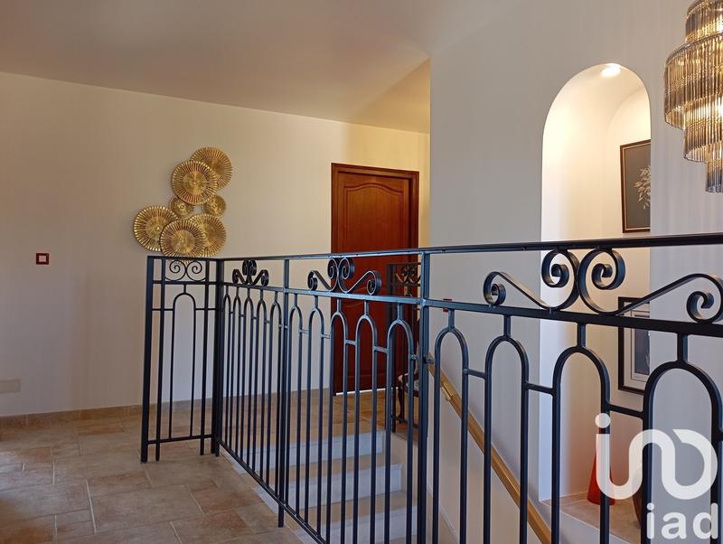 Maison - 485 m² - 10 pièces