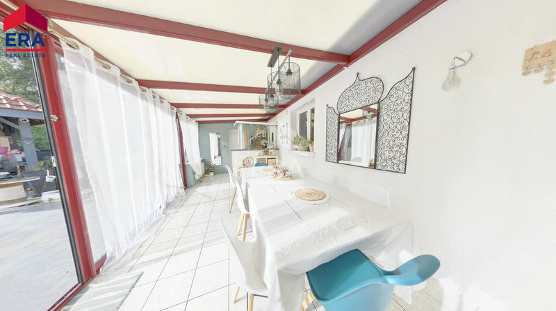 Maison - 120 m² - 6 pièces