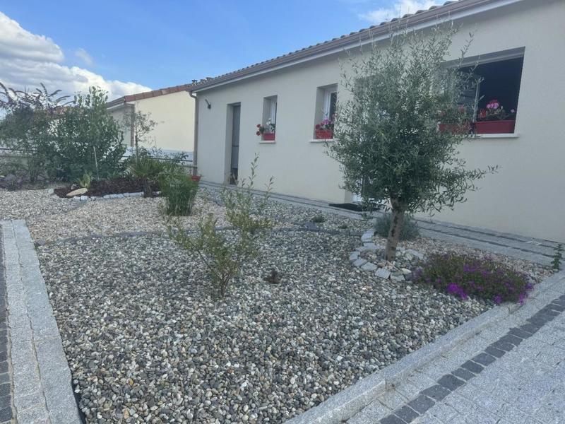 Maison - 85 m² - 4 pièces