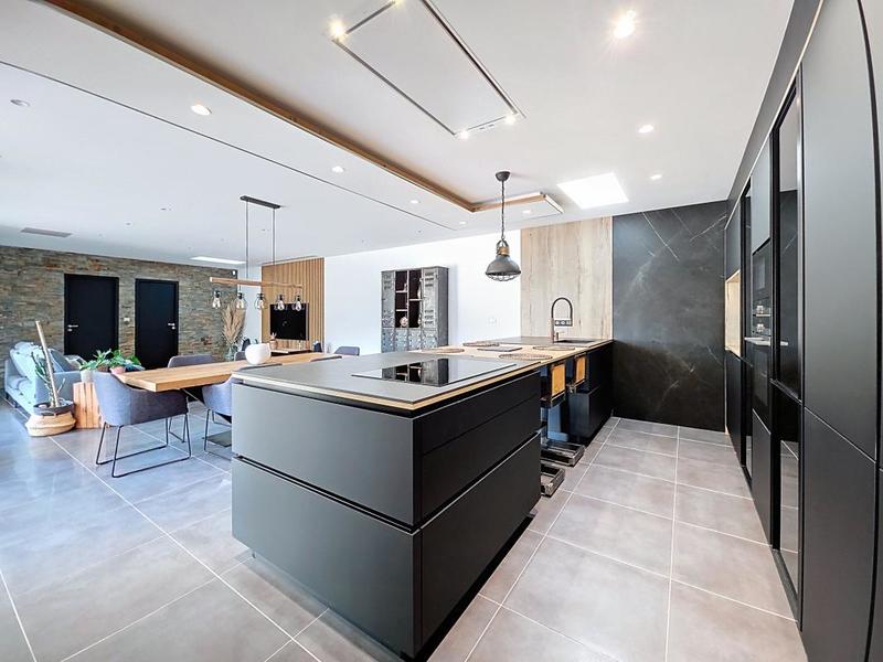 Maison - 153 m² - 5 pièces